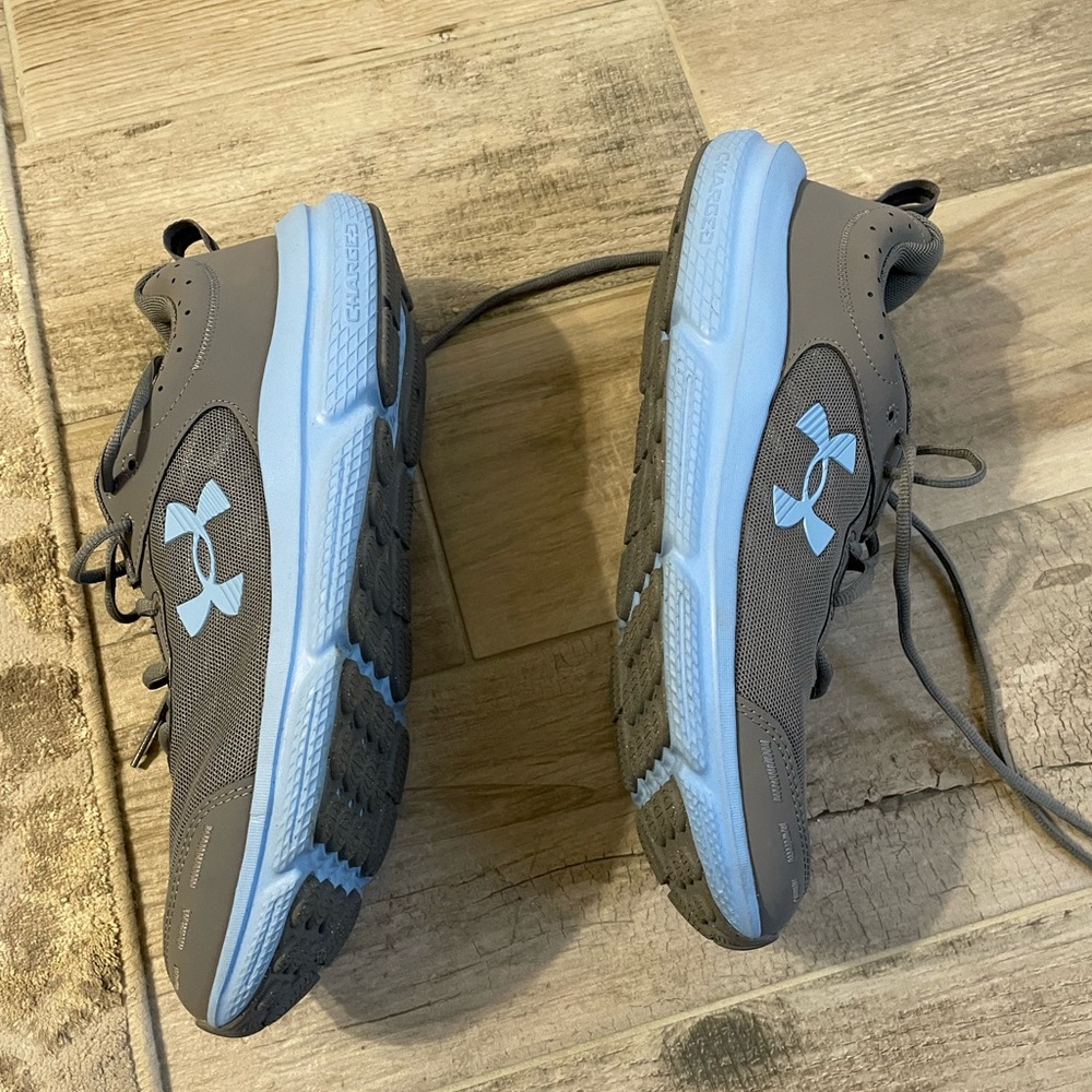 Men’s Under Armour Running Shoes, Size 12